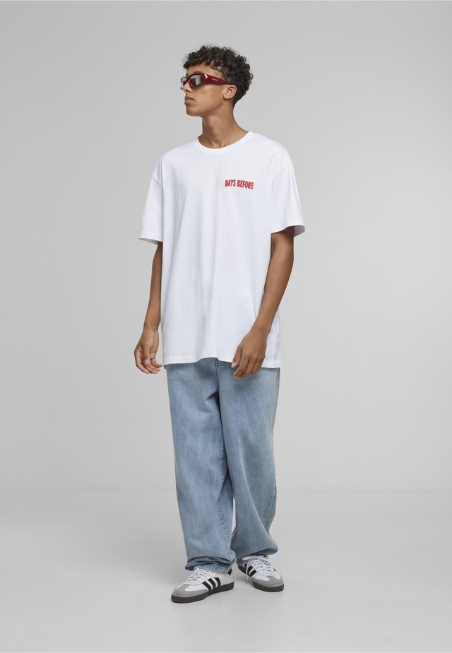 Upscale by Mister Tee T-Shirt »Upscale by Mister Tee Days Before Overize Tee« 1 Stk.