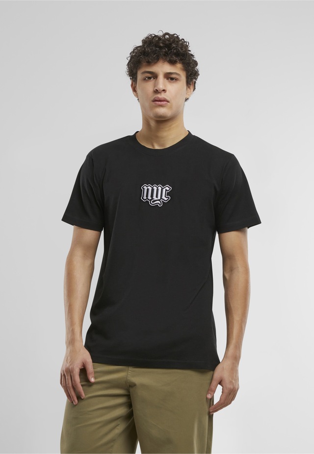MisterTee T-Shirt »MisterTee NYC Old English Wording Patch Tee« 1 Stk.