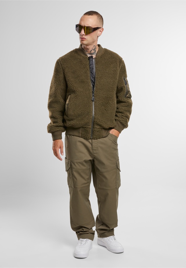 Brandit Allwetterjacke »Brandit MA1 Sherpa Jacket« 1 Stk. tlg. ohne Kapuze