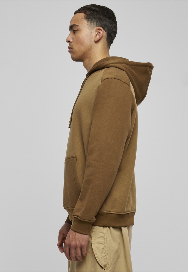 URBAN CLASSICS Rundhalspullover »Urban Classics Herren 2-Tone Fake Raglan Hoody« 1 Stk.