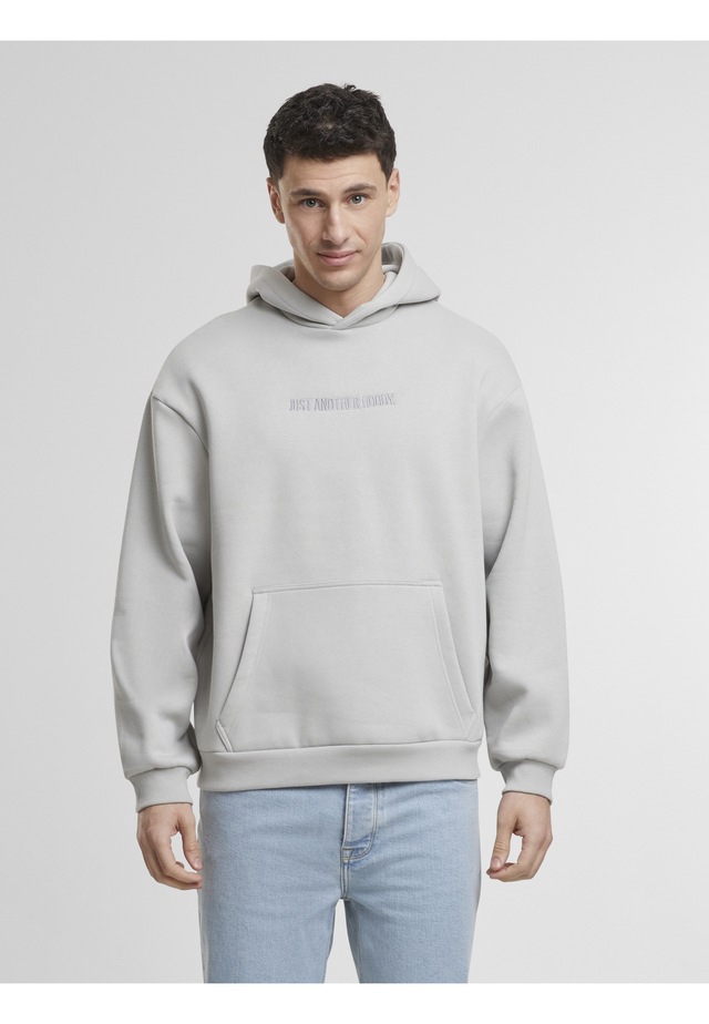 MisterTee Kapuzenpullover »MisterTee Just Another EMB Hoody« 1 Stk.