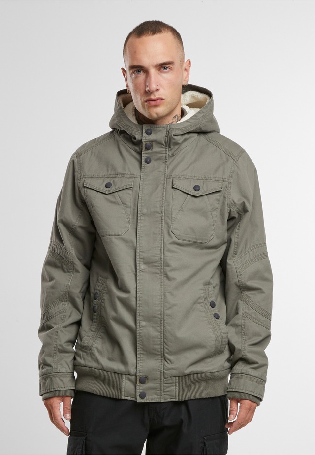 Brandit Winterjacke »Brandit Brandit Men Meadow Jacket« 1 Stk. tlg. mit Kapuze