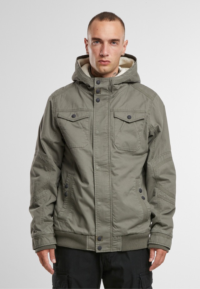 Brandit Winterjacke »Brandit Brandit Men Meadow Jacket« 1 Stk. tlg. mit Kapuze