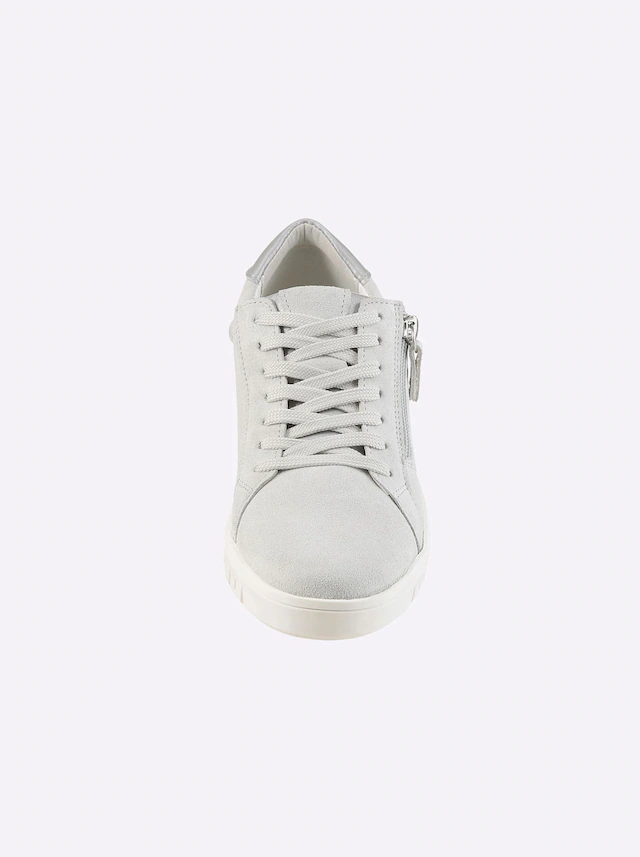 Casual Looks Sneaker