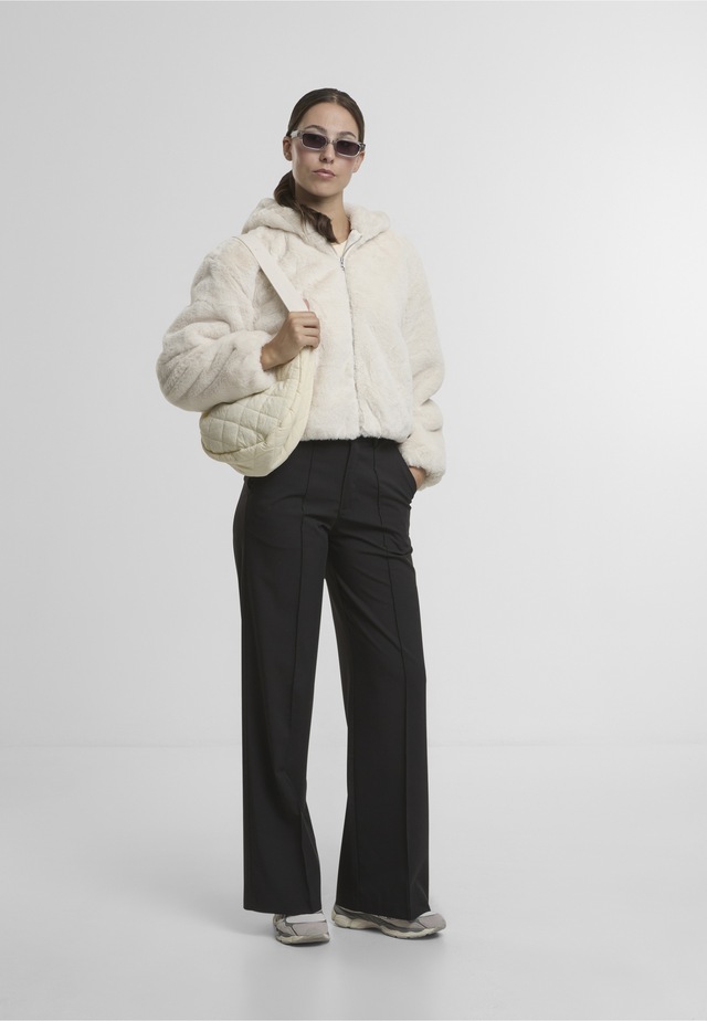 URBAN CLASSICS Sweatjacke »Urban Classics Ladies Full Zip Faux Fur Hoodie«