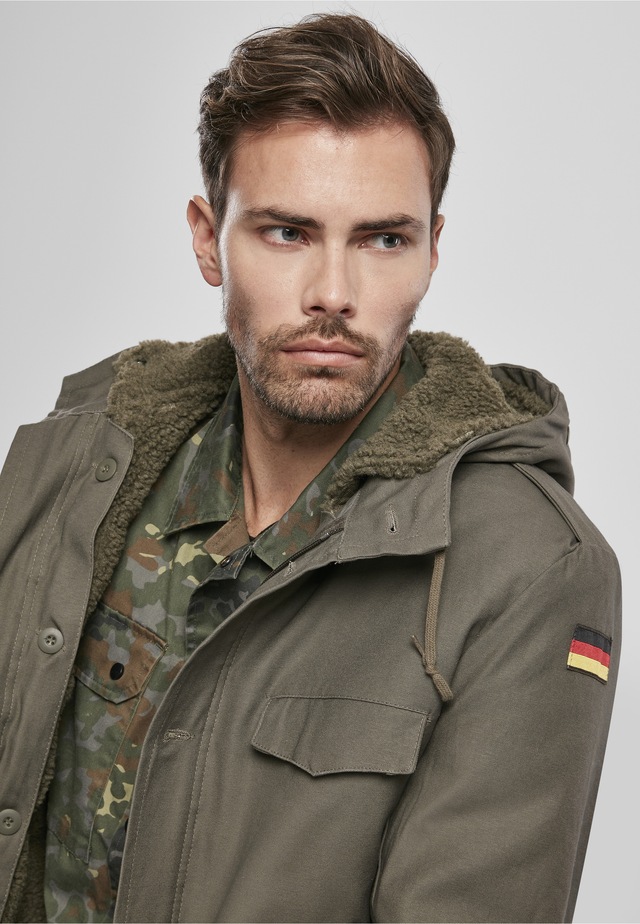 Brandit Allwetterjacke »Brandit Herren BW Flag Parka« 1 Stk. tlg. mit Kapuze
