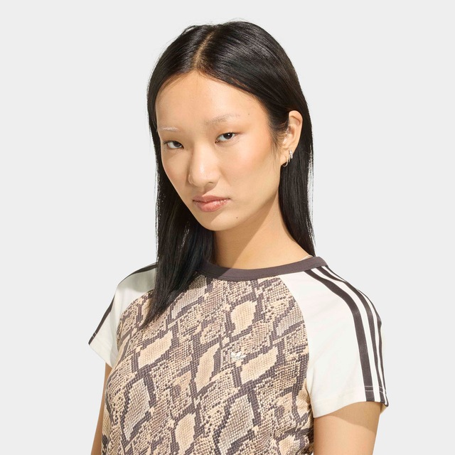 adidas Originals T-Shirt »CALI, SCHLANGENPRINT« mit Rundhalsausschnitt, in normaler Länge