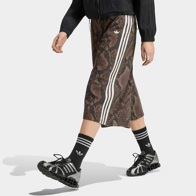 adidas Originals Shorts », DENIM, SCHLANGENPRINT«