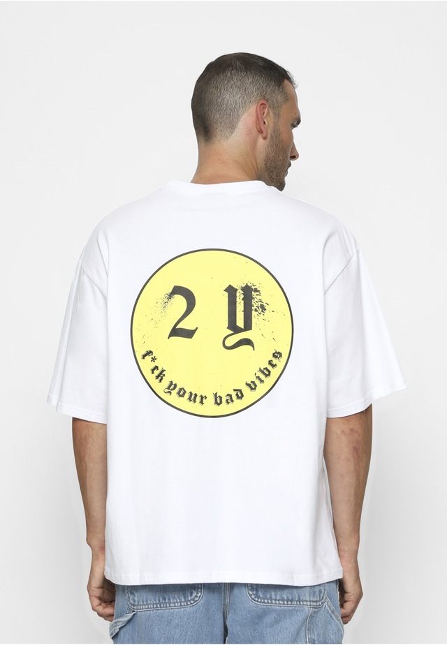 2Y Studios T-Shirt »2Y Studios Herren Smiley Oversize Tee« 1 Stk.