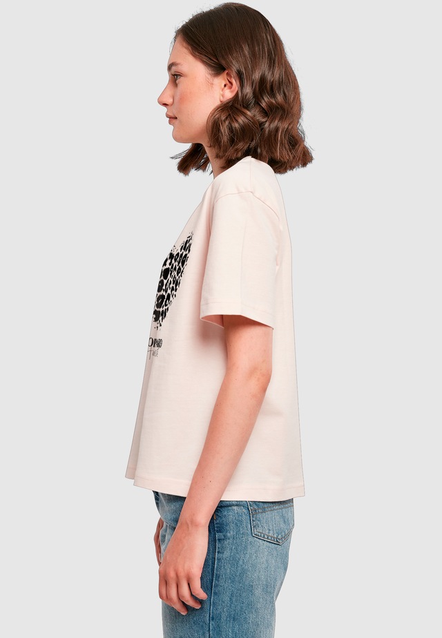 Merchcode T-Shirt »Merchcode Ladies Leopard Heart Everyday Tee« 1 Stk.