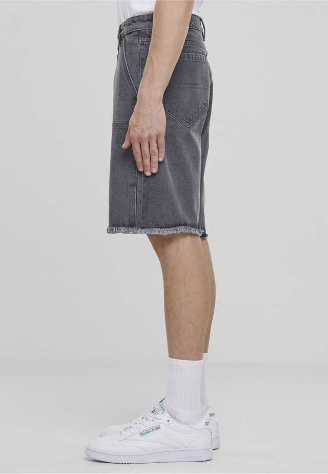 URBAN CLASSICS Shorts »Urban Classics Open Edge Two Knee Denim Shorts«