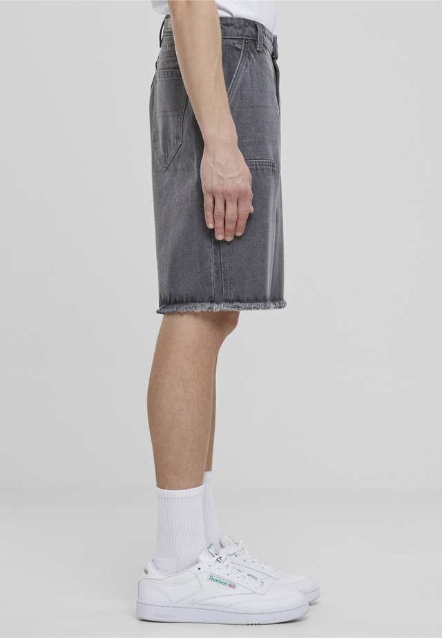 URBAN CLASSICS Shorts »Urban Classics Open Edge Two Knee Denim Shorts«