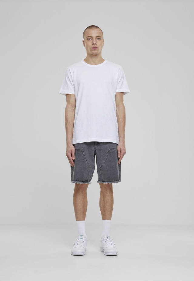 URBAN CLASSICS Shorts »Urban Classics Open Edge Two Knee Denim Shorts«