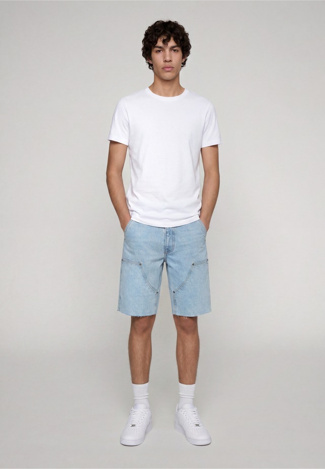 URBAN CLASSICS Shorts »Urban Classics Open Edge Two Knee Denim Shorts«