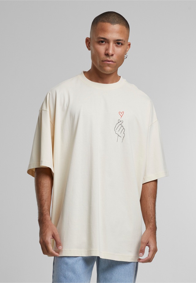 Merchcode T-Shirt »Merchcode Herren K Heart Huge Tee« 1
