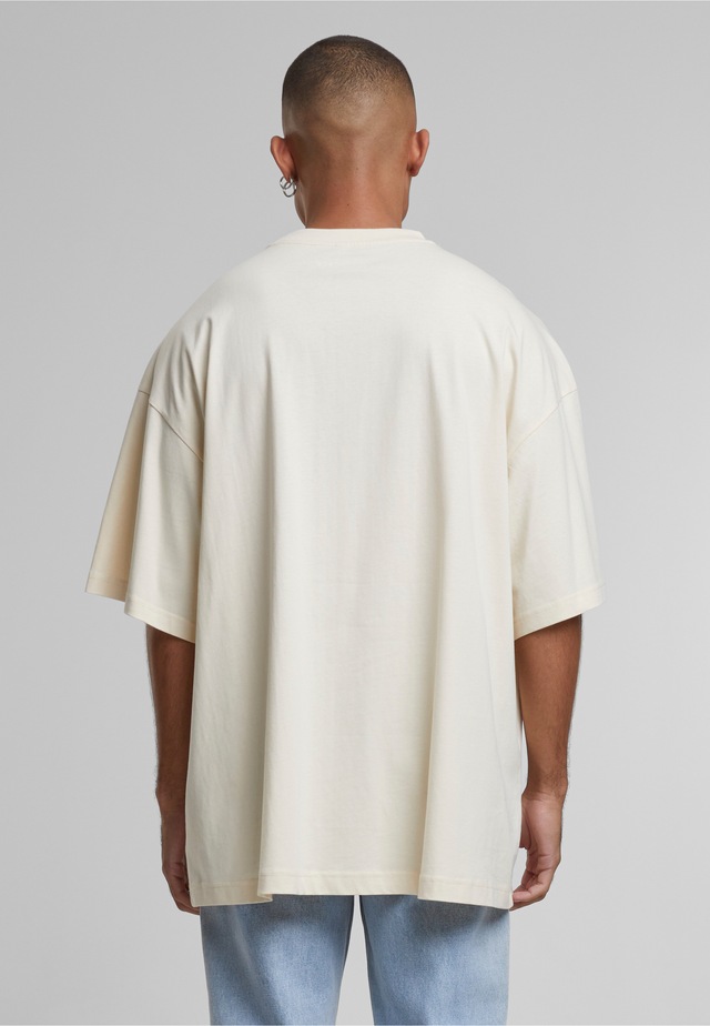 Merchcode T-Shirt »Merchcode Herren K Heart Huge Tee« 1