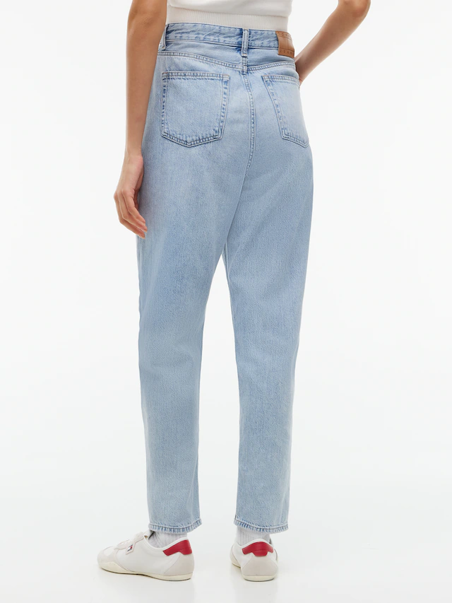Tommy Jeans Mom-Jeans »MOM JEAN UH TPR RW« Ultra High Waist, Tapered Fit