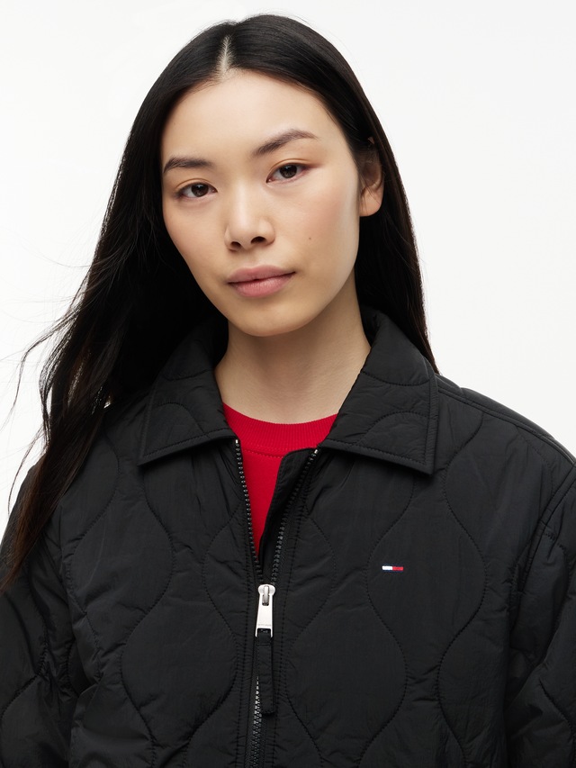 Tommy Jeans Steppjacke »TJW COACH COLLAR QUILTED JACKET« Kunstfaser, Flag-Stickerei
