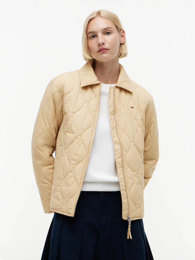 Tommy Jeans Steppjacke »TJW COACH COLLAR QUILTED JACKET« Kunstfaser, Flag-Stickerei