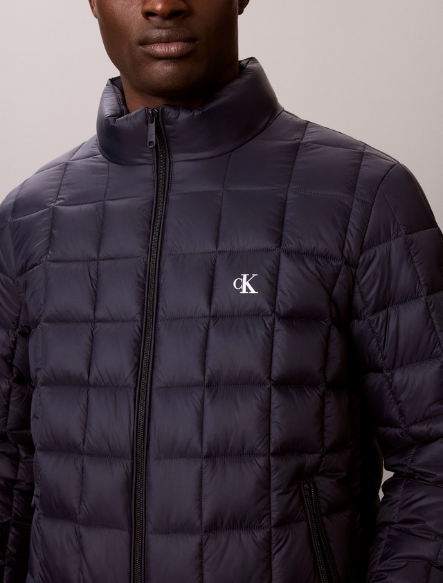 Calvin Klein Jeans Steppjacke Stehkragen, 2-Wege-Zipper, modische Steppung