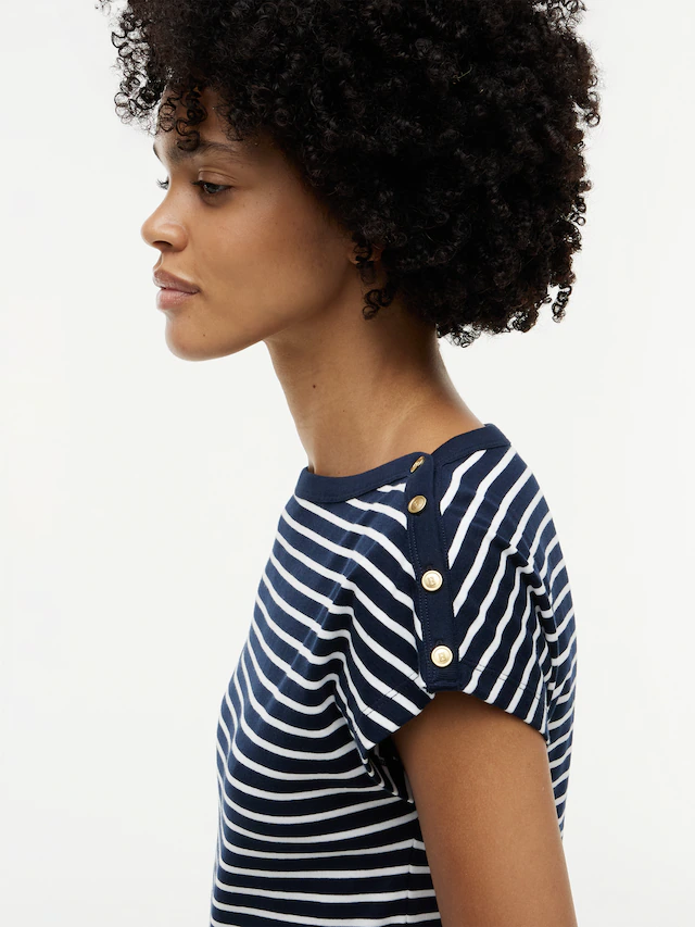 Tommy Hilfiger Kurzarmshirt »GOLD BTN CAP-SLV BOAT-NK TEE« Baumwolle, mit goldfarbenen Knöpfen