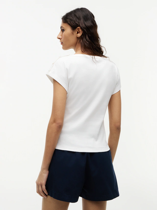 Tommy Hilfiger Kurzarmshirt »GOLD BTN CAP-SLV BOAT-NK TEE« Baumwolle, mit goldfarbenen Knöpfen