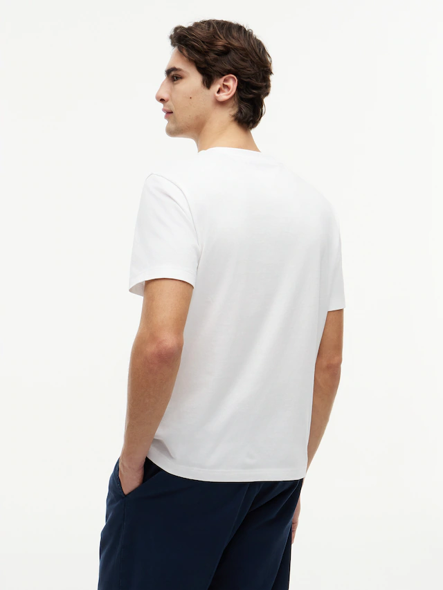 Tommy Hilfiger T-Shirt »BRAND LOVE LEFT CHEST RWB TEE« regular fit, Rundhals