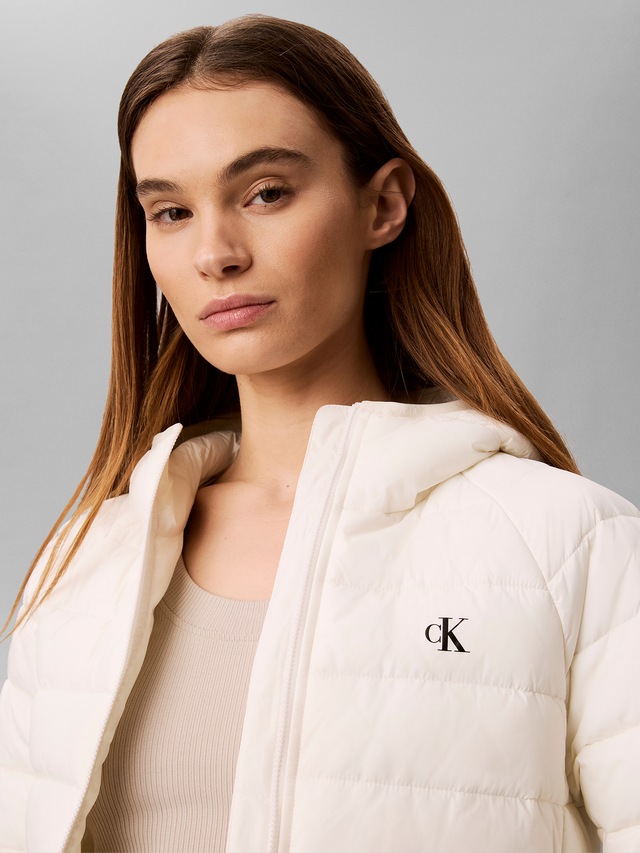 Calvin Klein Jeans Steppjacke »ULW SHORT CK PACKABLE PUFFER JAC« mit Kapuze in kurzer Passform