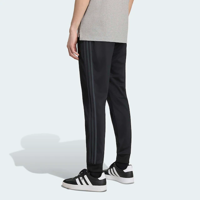 adidas Sportswear Sporthose »M DAYRDY TP« sportlicher Stil, für Jogging und Training, aus Polyester