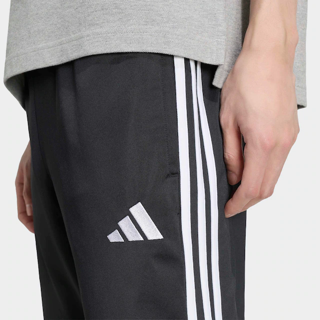 adidas Sportswear Sporthose »M DAYRDY TP« sportlicher Stil, für Jogging und Training, aus Polyester