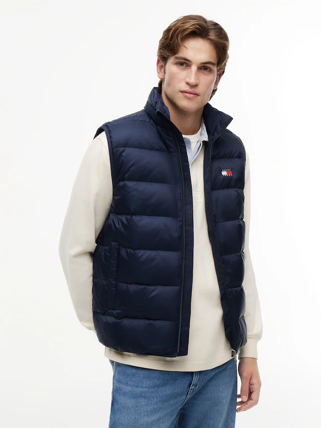 Tommy Jeans Daunenweste »TJM LIGHT DOWN PACKABLE VEST« Regular fit mit Stehkragen, mit Daunenfüllung