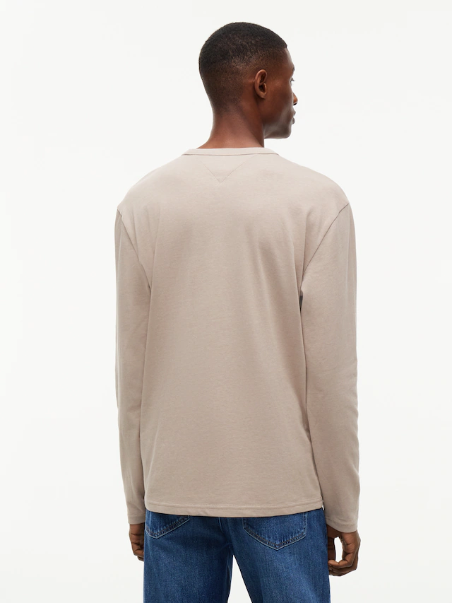 Tommy Jeans Langarmshirt »TJM REG BADGE TEE LS EXT«