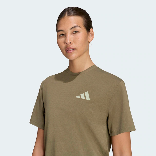 adidas TERREX Funktionsshirt »W MT LOG TECH T« für Sportmode und Outdoormode, mit Rundhalsausschnitt, Kurzarm