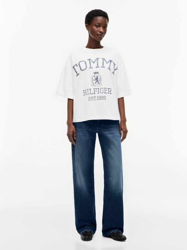 Tommy Hilfiger Kurzarmshirt »VARSITY CREST RLX SS T-SHIRT« Baumwolle, relaxed fit, Logoprint