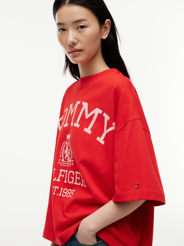 Tommy Hilfiger Kurzarmshirt »VARSITY CREST RLX SS T-SHIRT« Baumwolle, relaxed fit, Logoprint