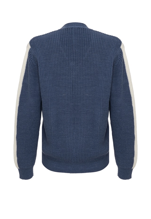 Cipo & Baxx Strickpullover »WP260« 1 mit Streifendetails an den Ärmeln