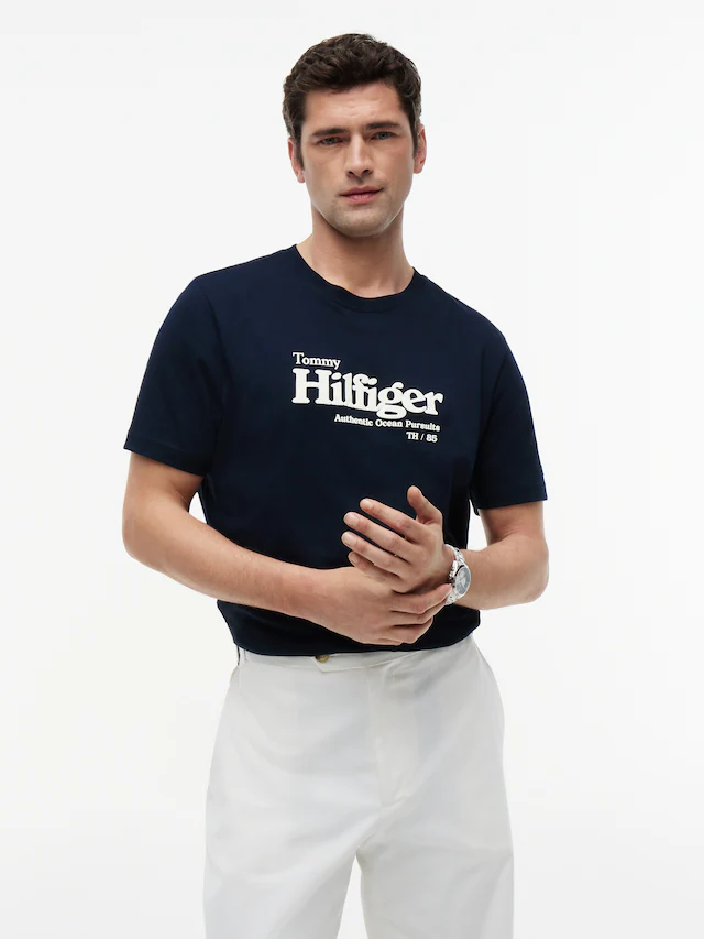 Tommy Hilfiger T-Shirt »NAUTICAL CHEST GRAPHIC REGULAR«