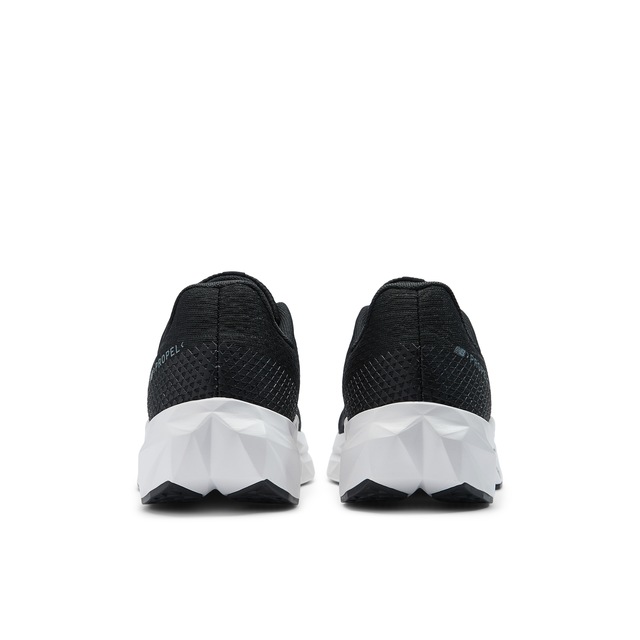 New Balance Laufschuh »FC PROPEL« mit Gummilaufsohle