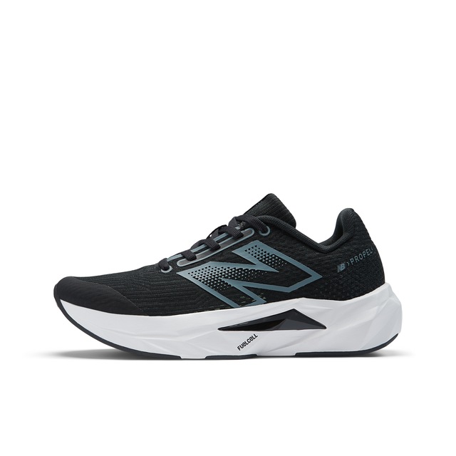 New Balance Laufschuh »FC PROPEL« mit Gummilaufsohle