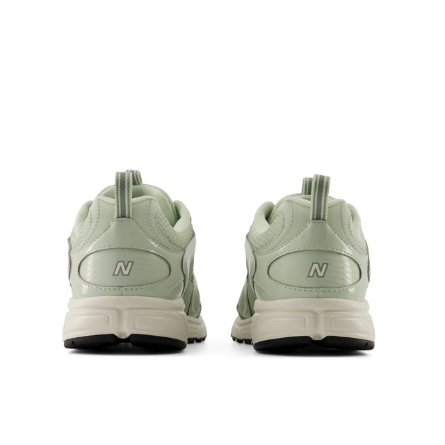 New Balance Sneaker »408« inspiriert vom Design des New Balance 530 und 740