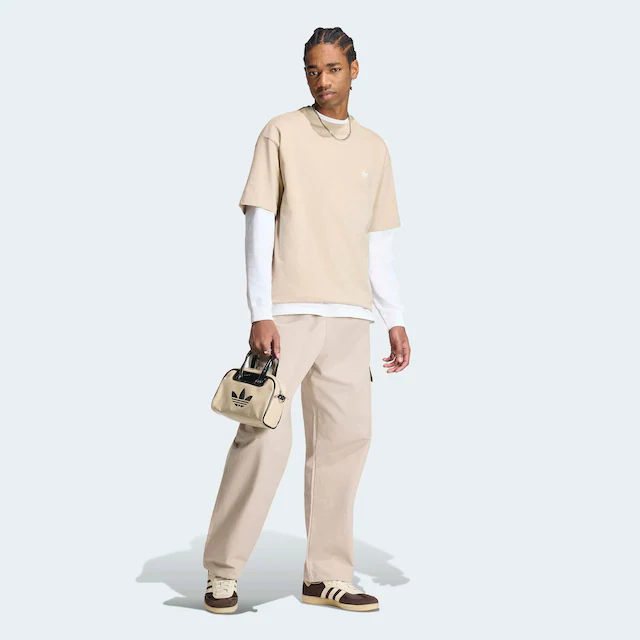 adidas Originals T-Shirt »TREFOIL ESSENTIALS, LOCKER GESCHNITTEN« für Erwachsene, mit Rundhalsausschnitt, ohne Verschluss, aus Baumwolle