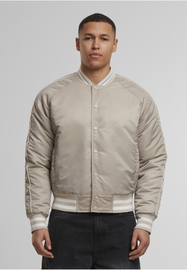 URBAN CLASSICS Bomberjacke »Urban Classics Racer Bomber Jacket« 1 Stk. tlg. ohne Kapuze