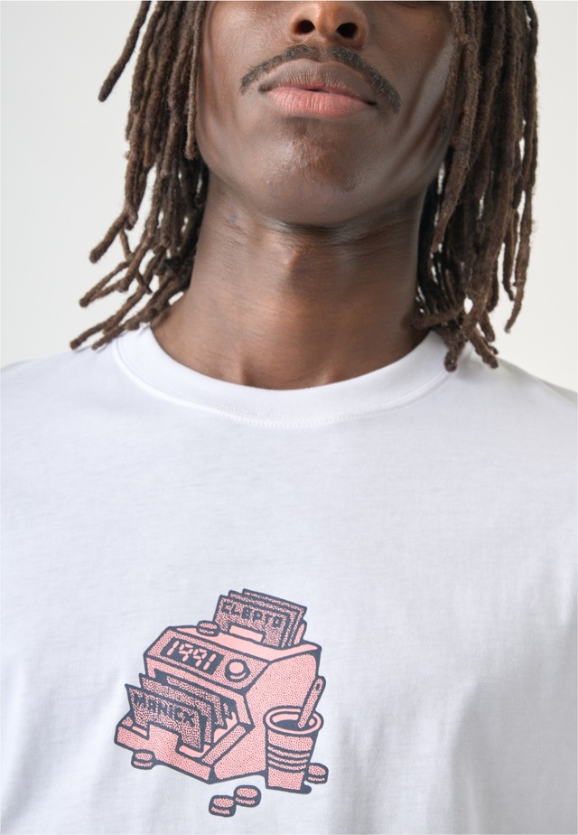 Cleptomanicx T-Shirt mit coolem Front- und Rückenprint