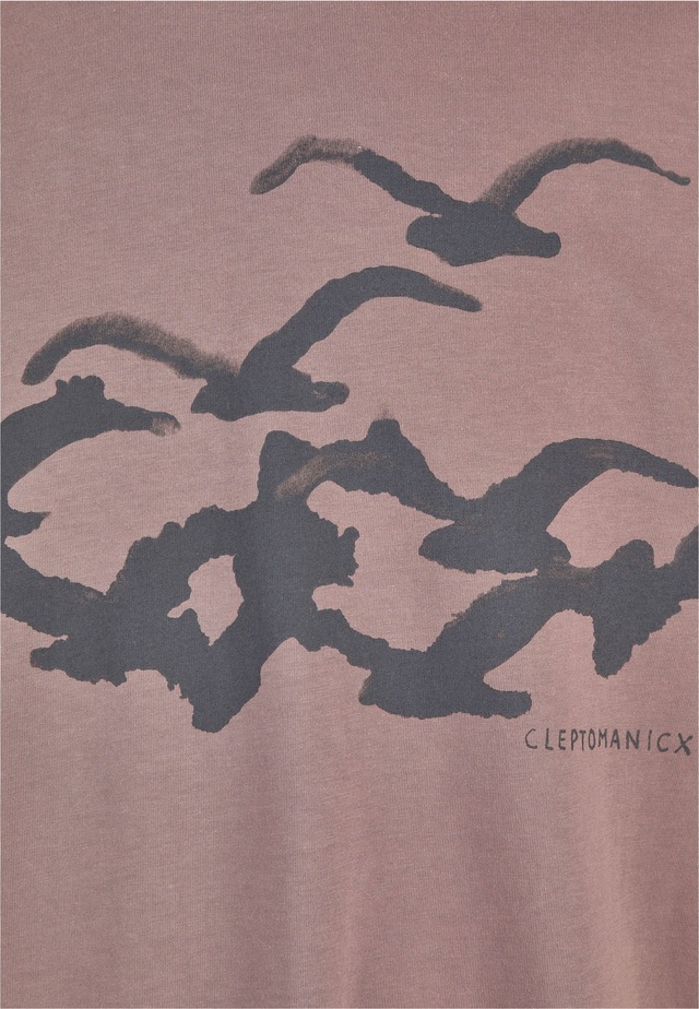 Cleptomanicx T-Shirt mit coolem Frontprint