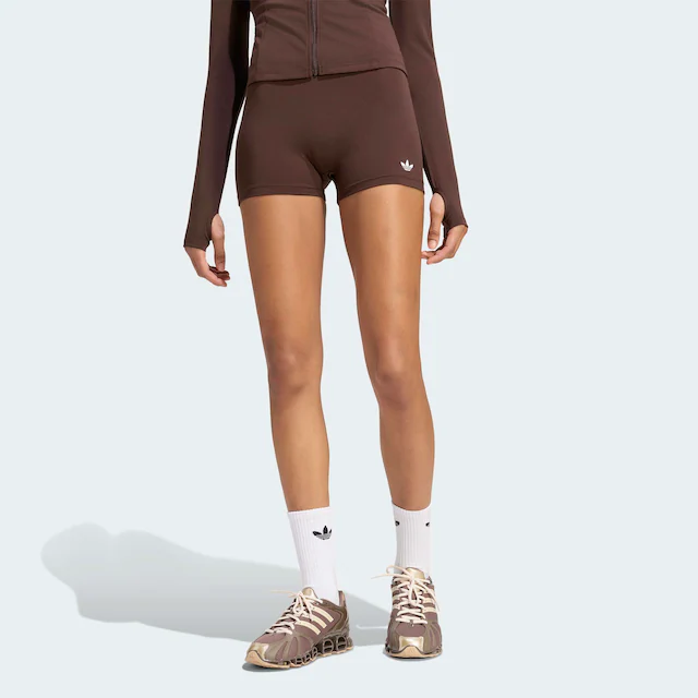 adidas Originals Shorts »ESSENTIALS, POLYESTER« sportlicher Stil, ohne Verschluss, aus Polyester, enger Schnitt