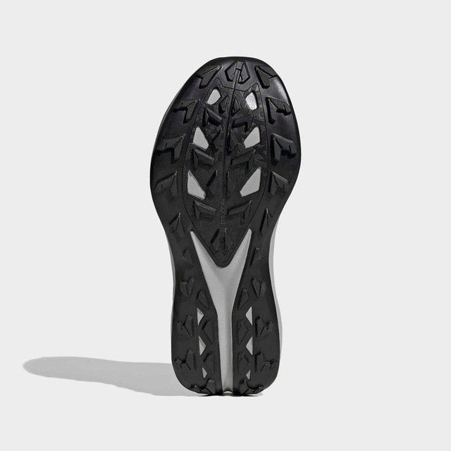 adidas TERREX Trailrunningschuh »TRACEFINDER PLUS« für mehr Grip