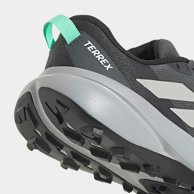 adidas TERREX Trailrunningschuh »TRACEFINDER PLUS« für mehr Grip