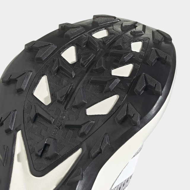 adidas TERREX Trailrunningschuh »TRACEFINDER PLUS« für mehr Grip
