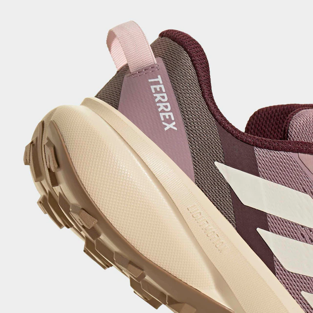 adidas TERREX Trailrunningschuh »TRACEFINDER PLUS« für mehr Grip