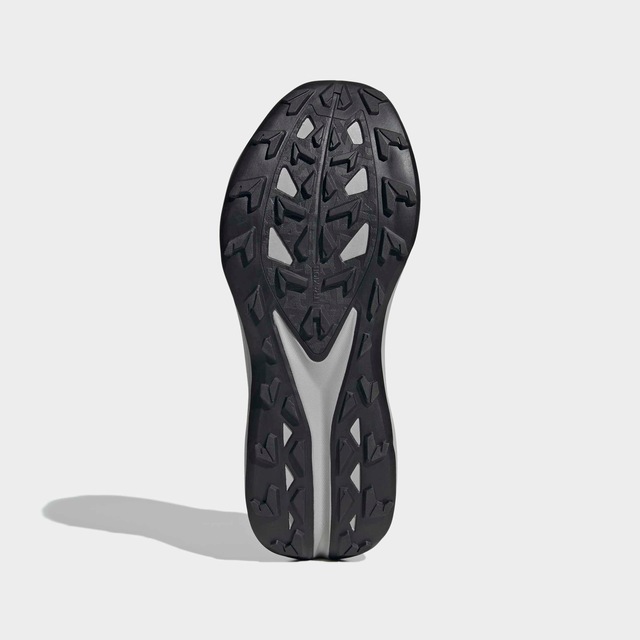 adidas TERREX Trailrunningschuh »TRACEFINDER PLUS« für mehr Grip